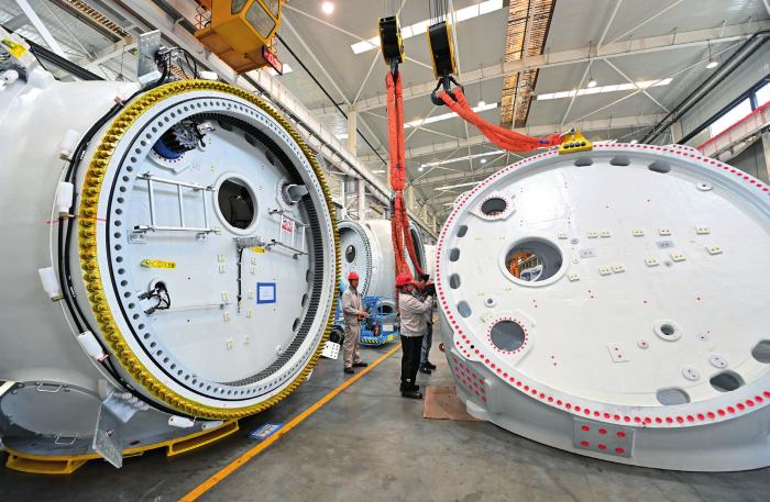 第一学习丨坚持把发展经济的着力点放在实体经济上