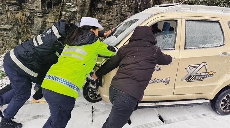 除险情 守民生 保平安