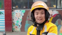 保靖这位外卖小哥，温暖了整个湖南！