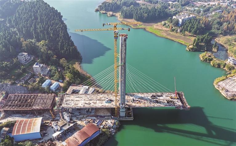 保靖酉水三桥建设冲刺